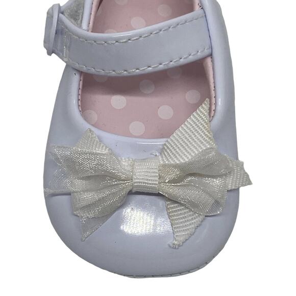 Baby Deer Girl's White Patent Skimmer Crib Shoes 1M Infant Hook & Loop Closure - Picture 8 of 14